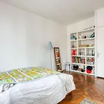 Superb Apartment On The Grands Boulevards