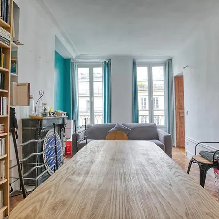 Superb On The Grands Boulevards Apartment *